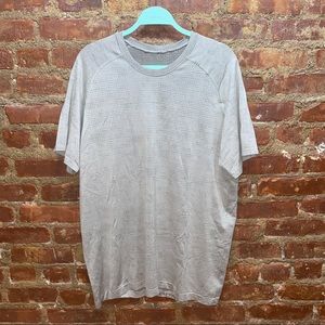 lululemon Metal Vent Tech short sleeve sz XL